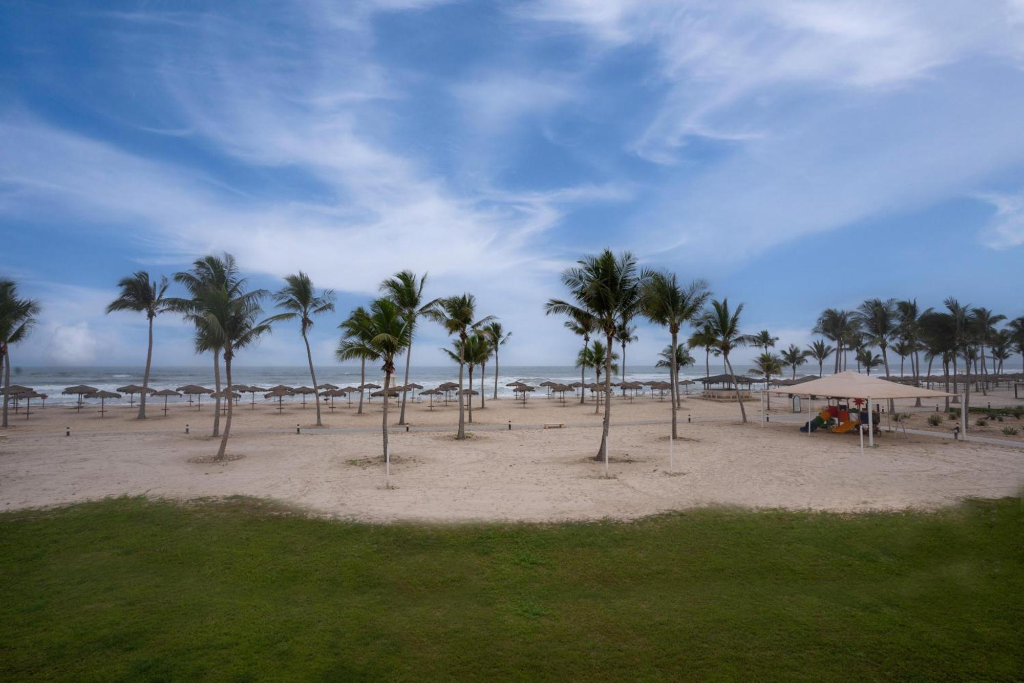 Salalah Rotana Resort Exterior photo Playa de San Juan del Sur